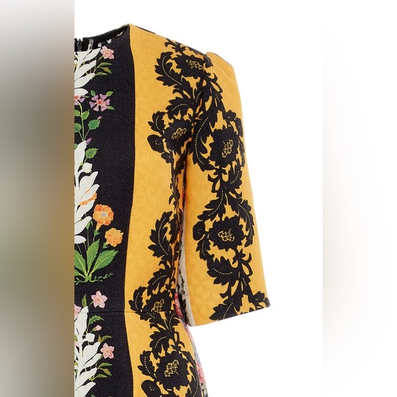 Oscar de la Renta
Asymmetric Floral-Print Wool-Crepe Mini Dress - Picture 3 of 3